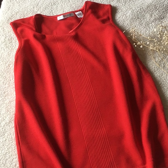 💗 Awesome red sweater tank - Picture 3 of 3
